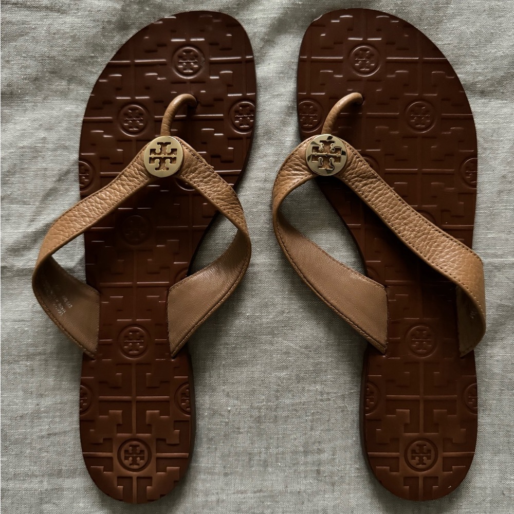 Like new Tory Burch sandals